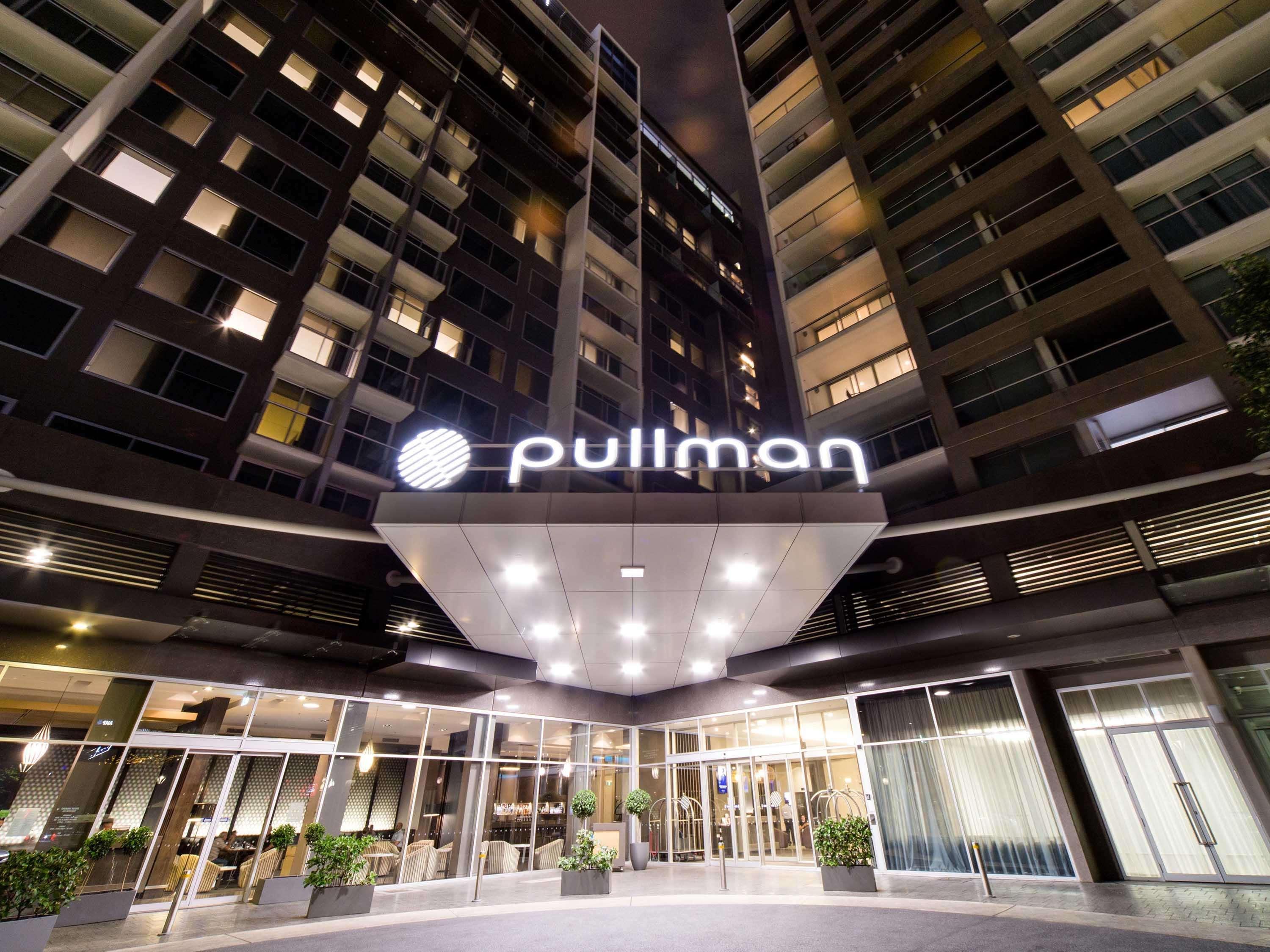 Hotel Pullman Adelaide Esterno foto Pullman London St Pancras