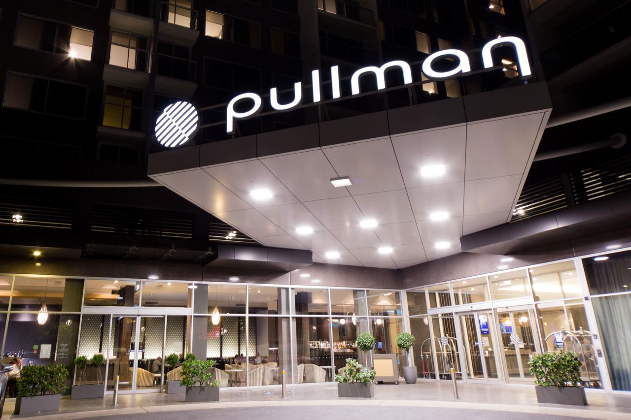 Hotel Pullman Adelaide Esterno foto Pullman Hotel, Bangkok